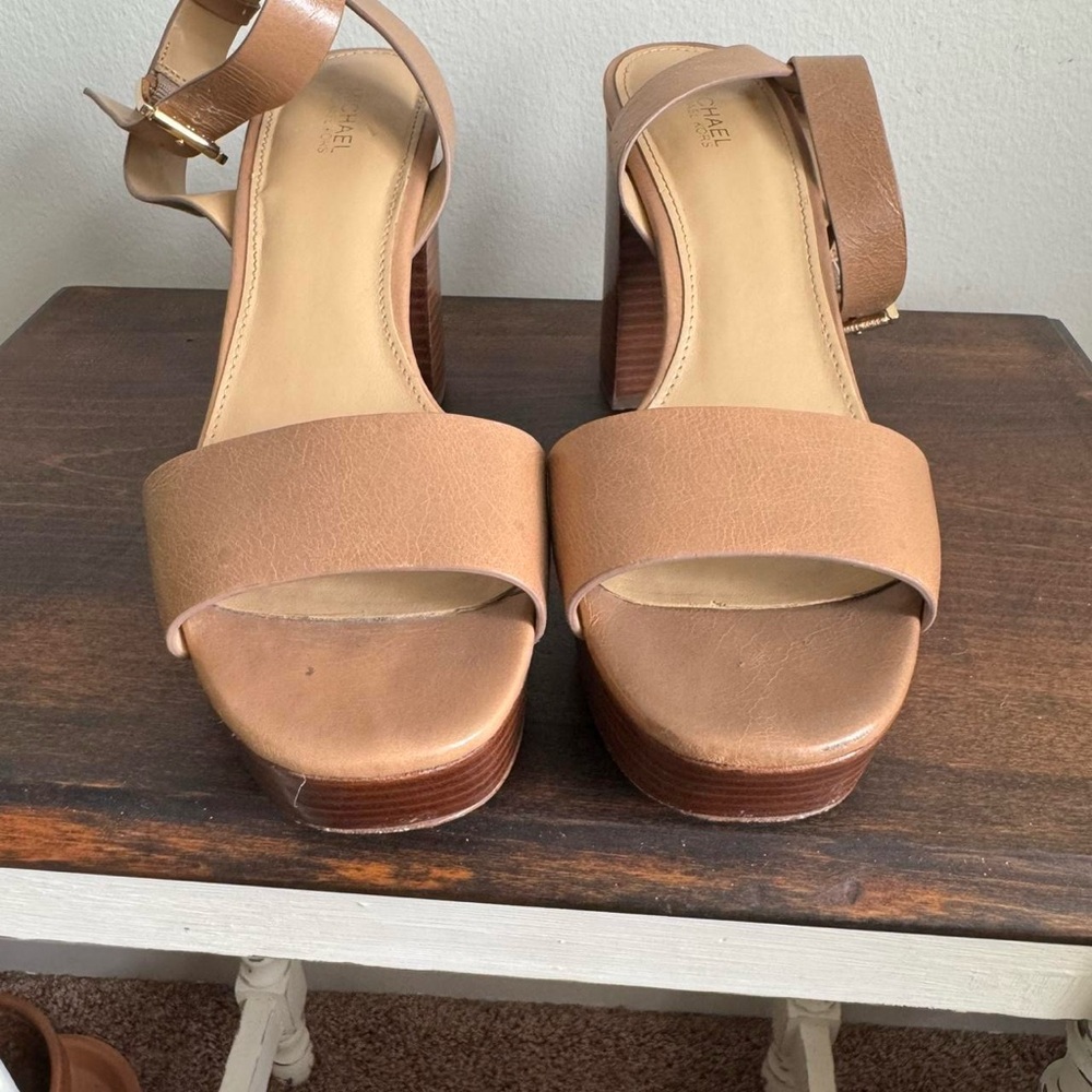 Michael Kors Tan Platform Sandals - Picture 8 of 8